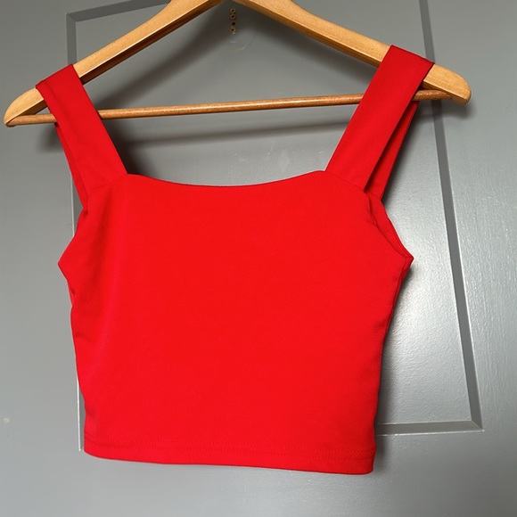 RED CROP TOP - Picture 2 of 4